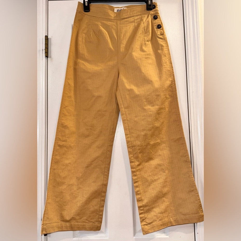 Listicle khaki tan Wide leg Ankle Pants Medium
